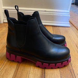 Koi Footwear Raptor Boots, Size 9